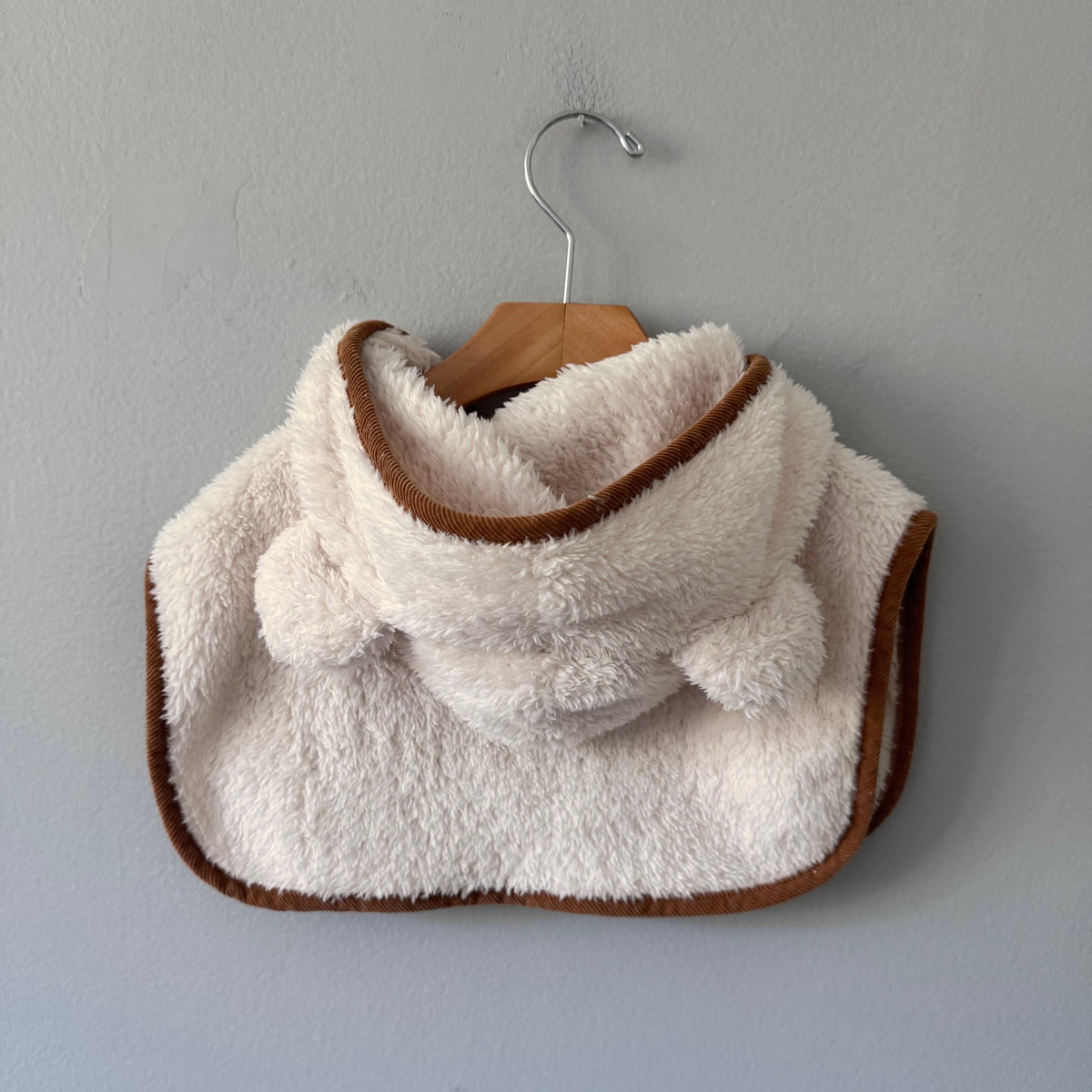 No brand / Sherpa hood / 12-24M