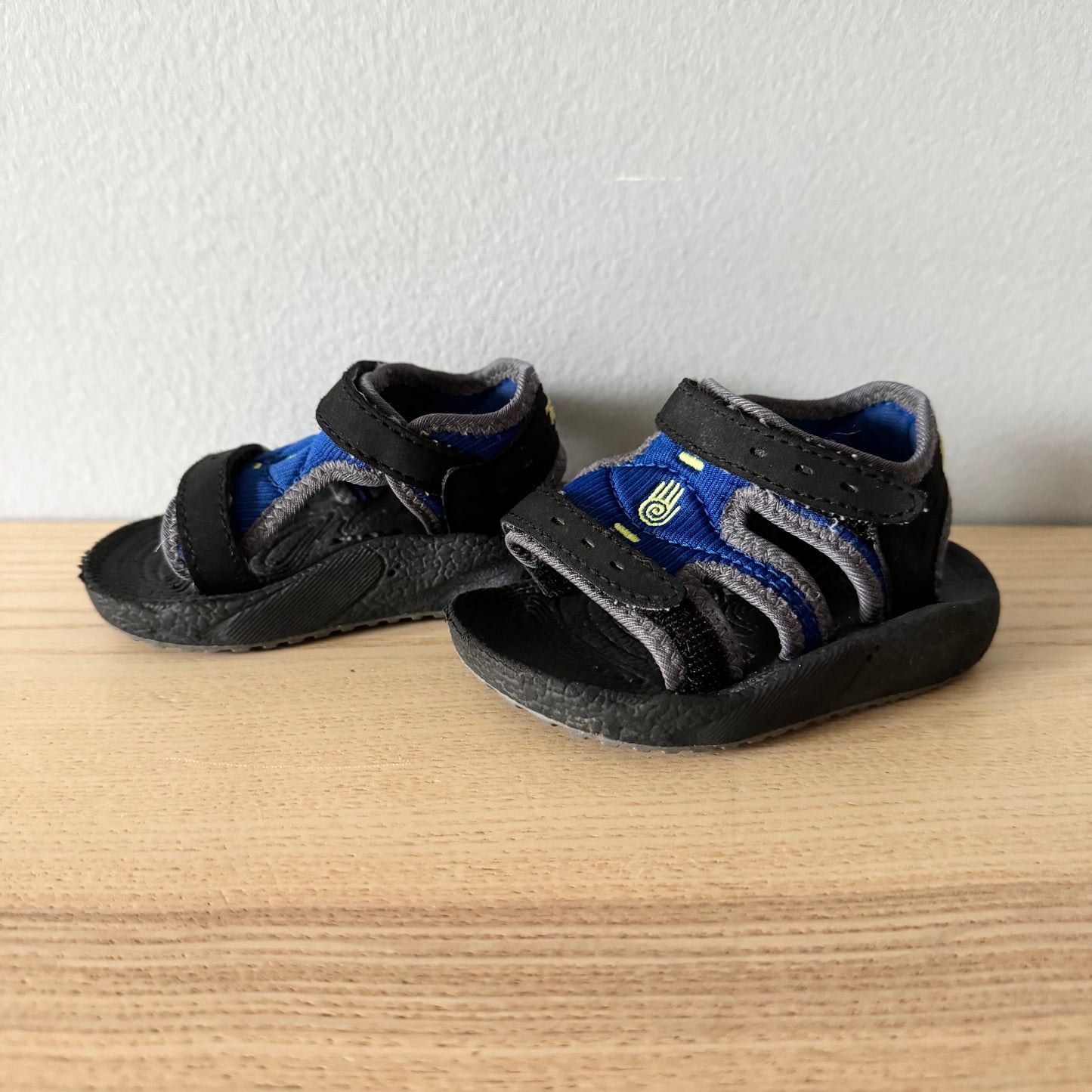 Teva / Sandales / US 2-3