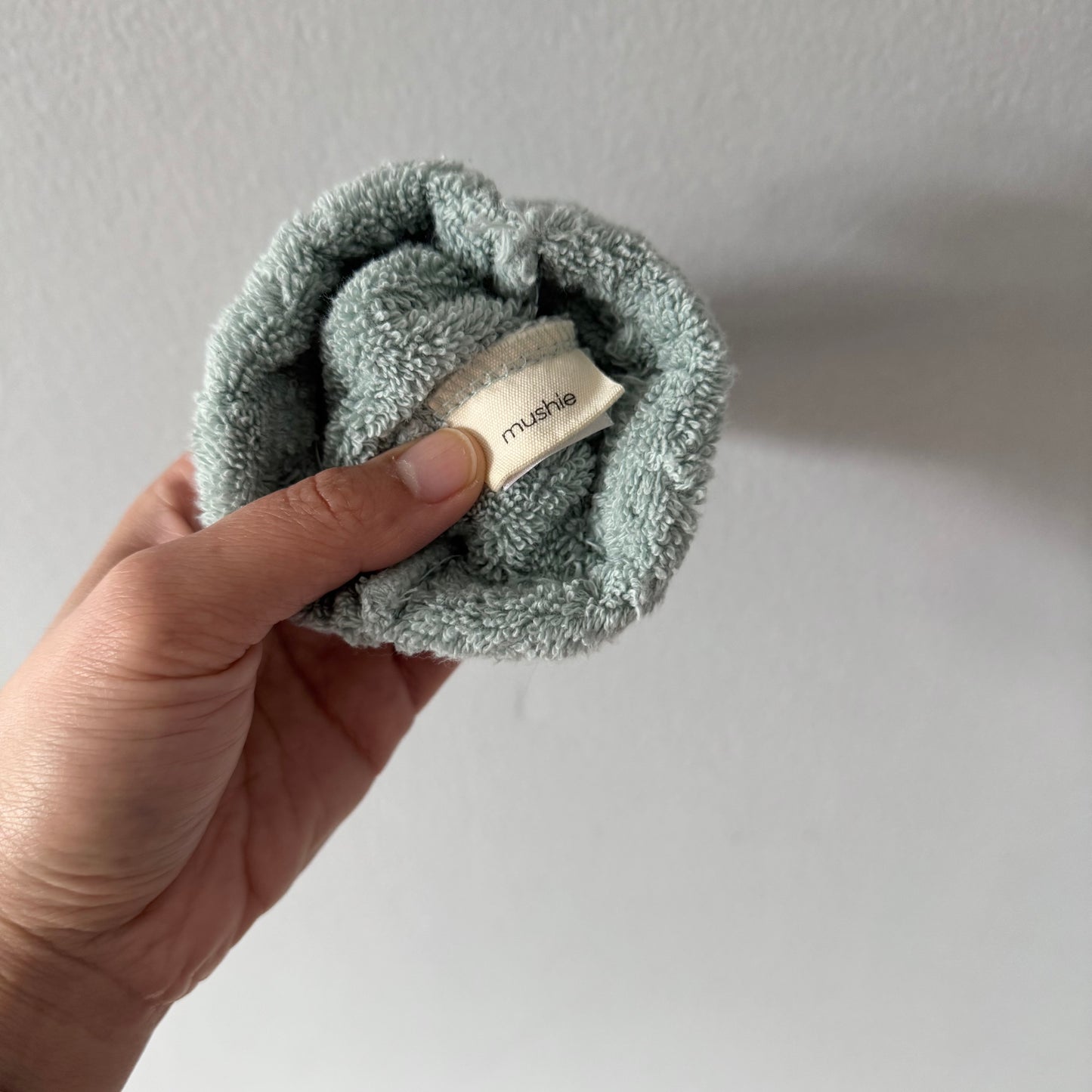 Mushie bébé / Gant de toilette - Bleu clair