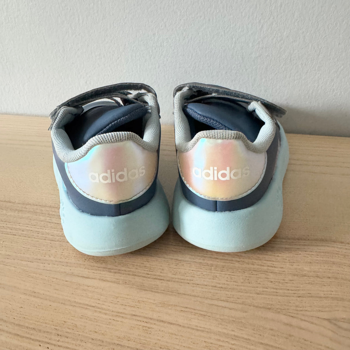 Adidas / Sneaker / US10