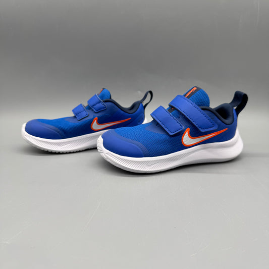 Nike / StarRunner / Running Shoes / US9