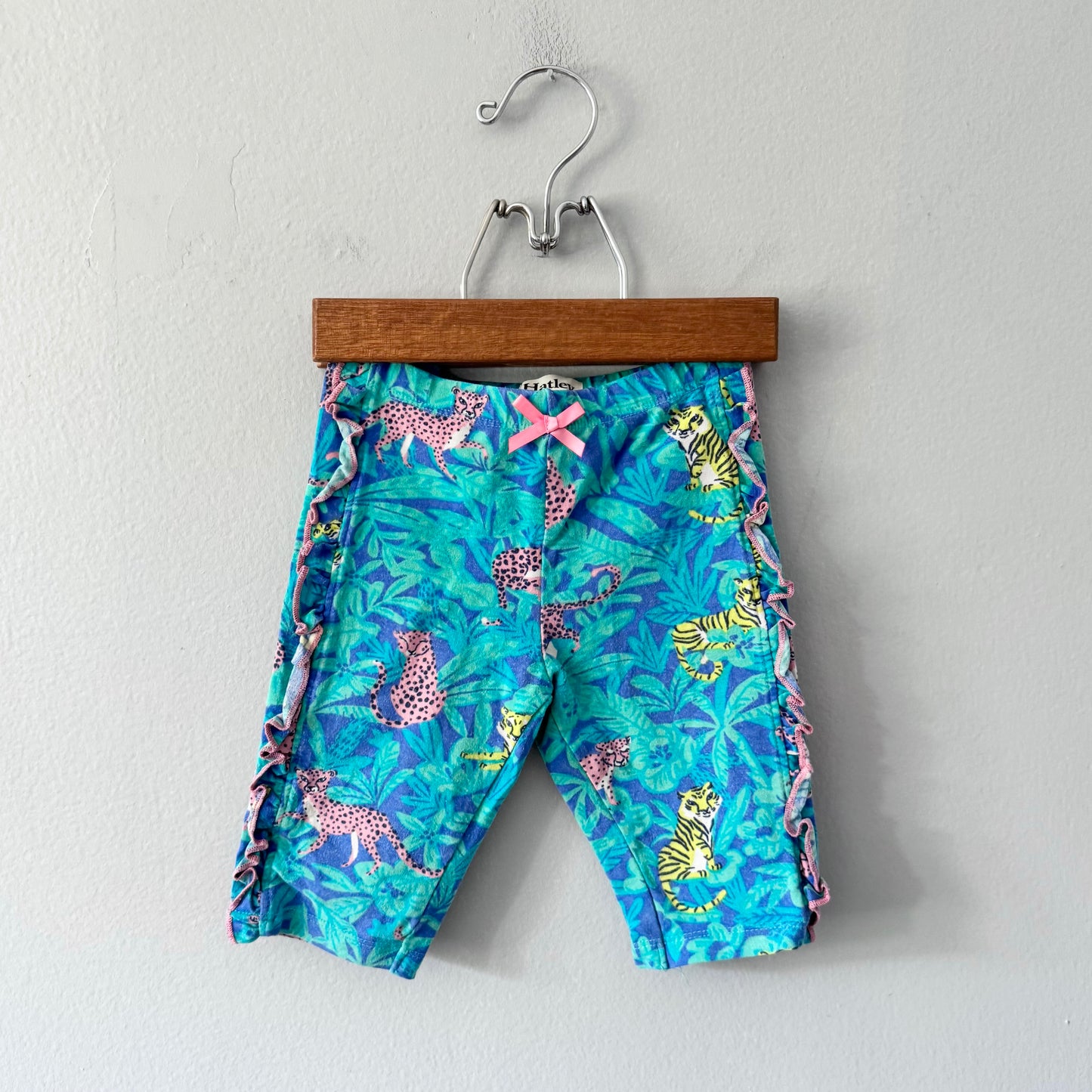 Hatley / Leopard x green biker shorts / 4T