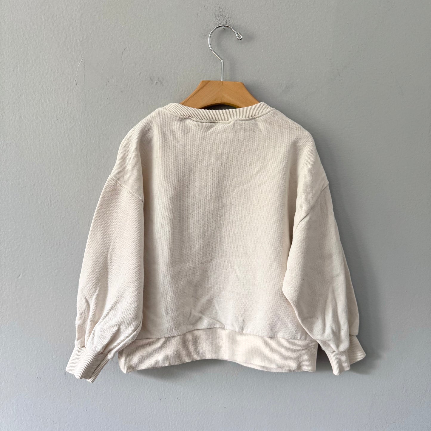 Zara / White Snoopy sweatshirt / 6Y