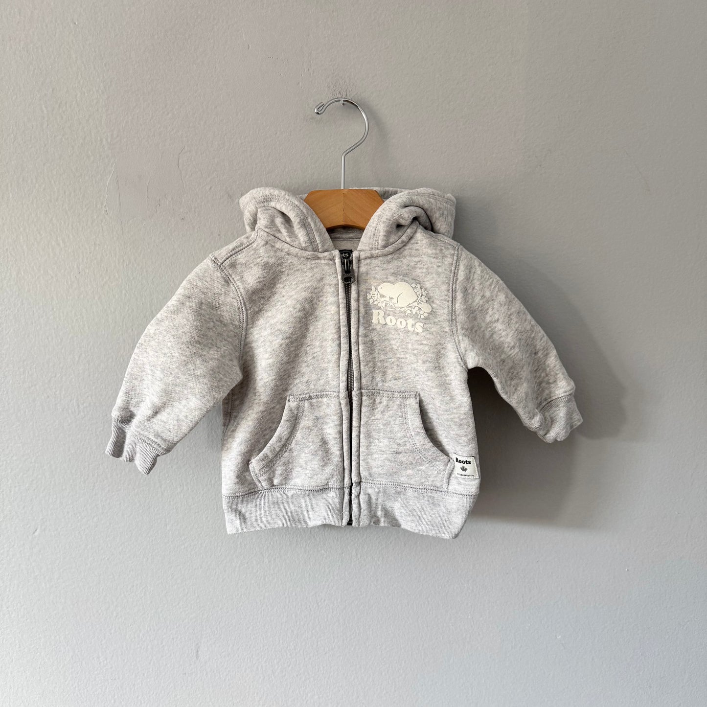 Roots / Light grey zip up hoodie / 3-6M