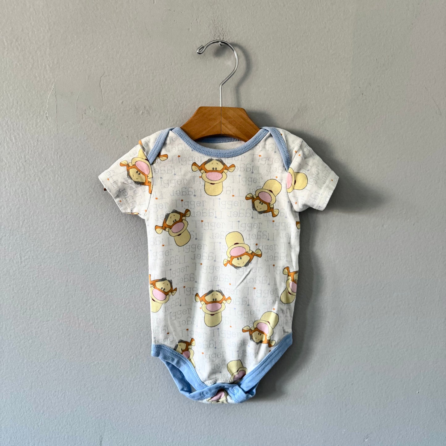 Disney / Body à manches courtes Tigrou / 6-9 mois