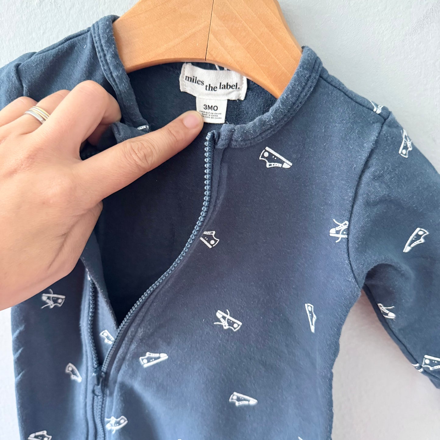 Miles the label / Navy x sneaker romper / 3M