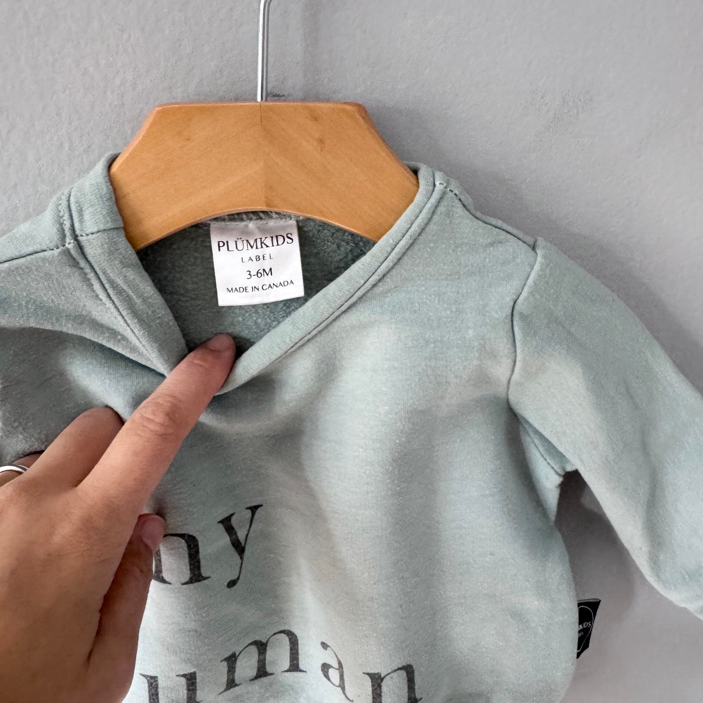 Plum Kids / Green sweatshirt / 3-6M