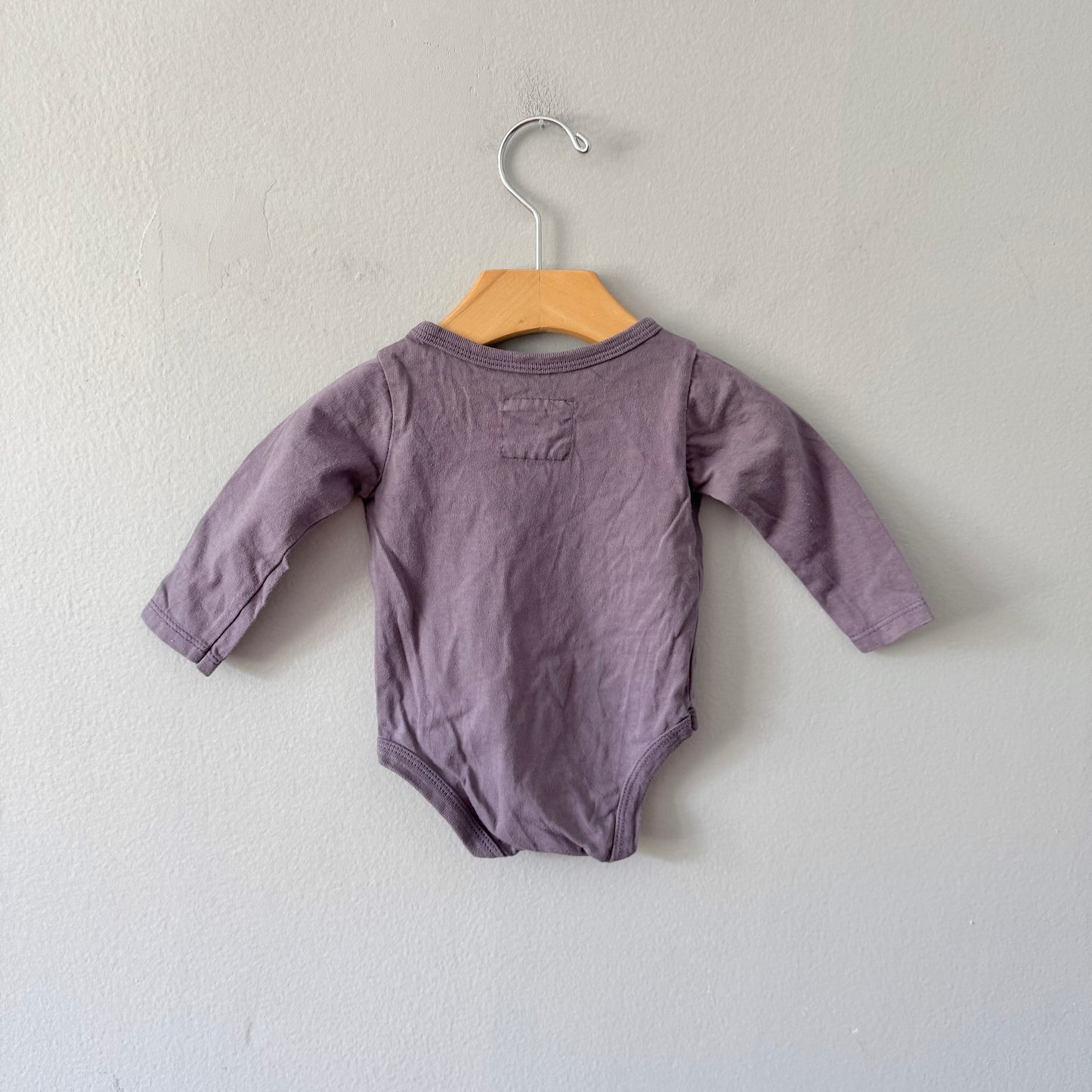 Mini Mioche / Smokey purple long sleeve onesie / 3-6M