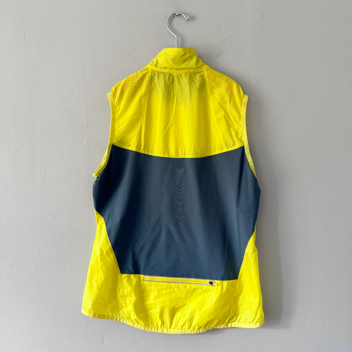 Patagonia / Yellow active vest / XS