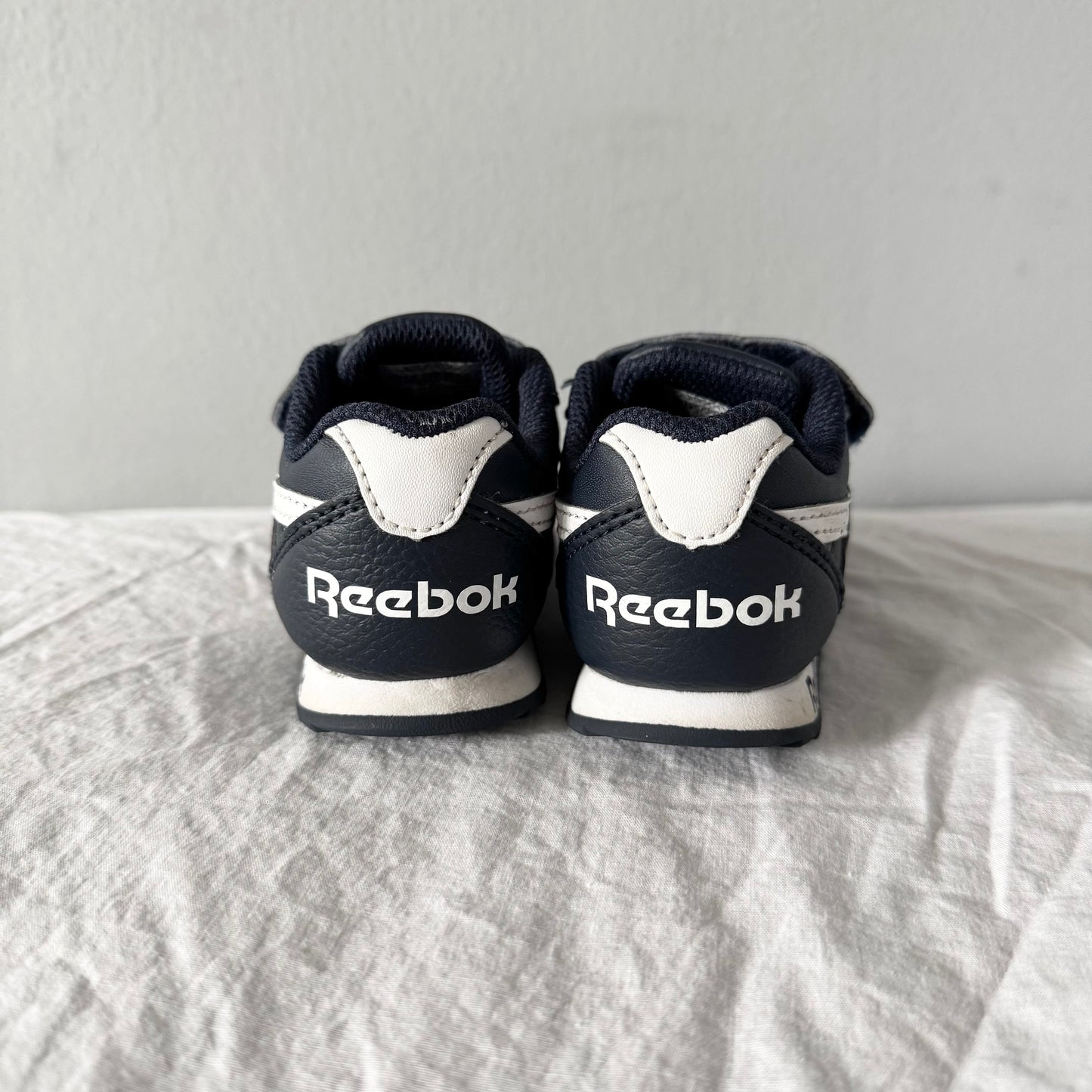 Reebok / Running Shoes / US5