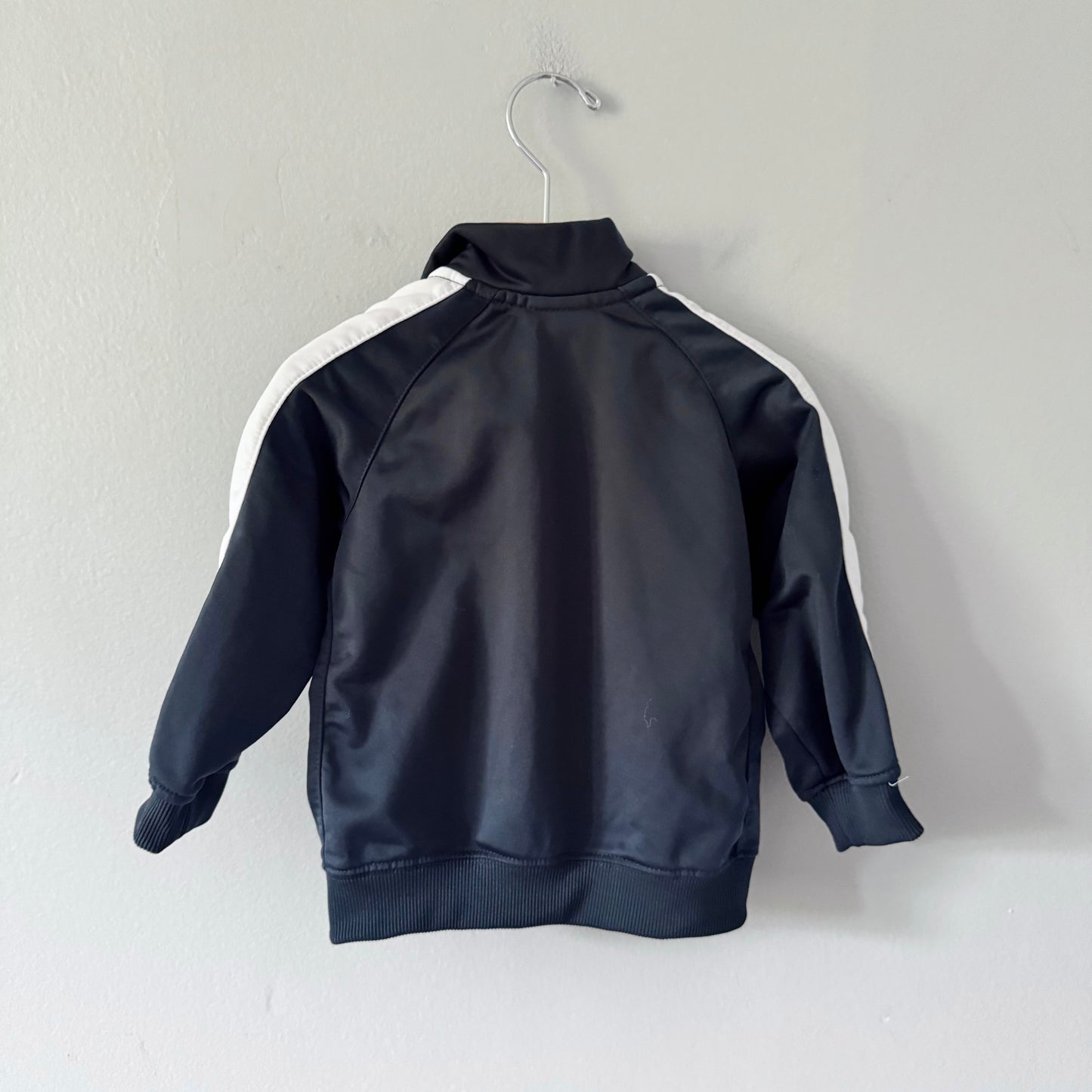 Nike / Navy track suit jacket / 18M
