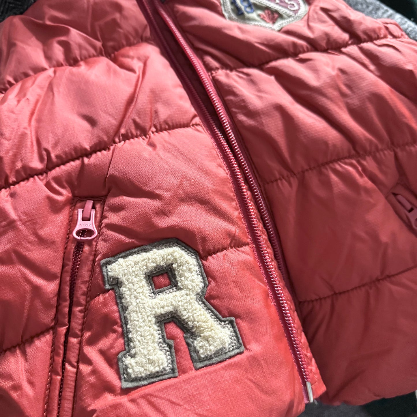 Roots / Orange down vest / 4T