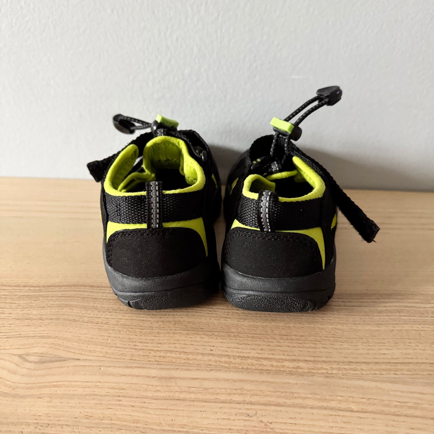 Keen / Sandales / US12