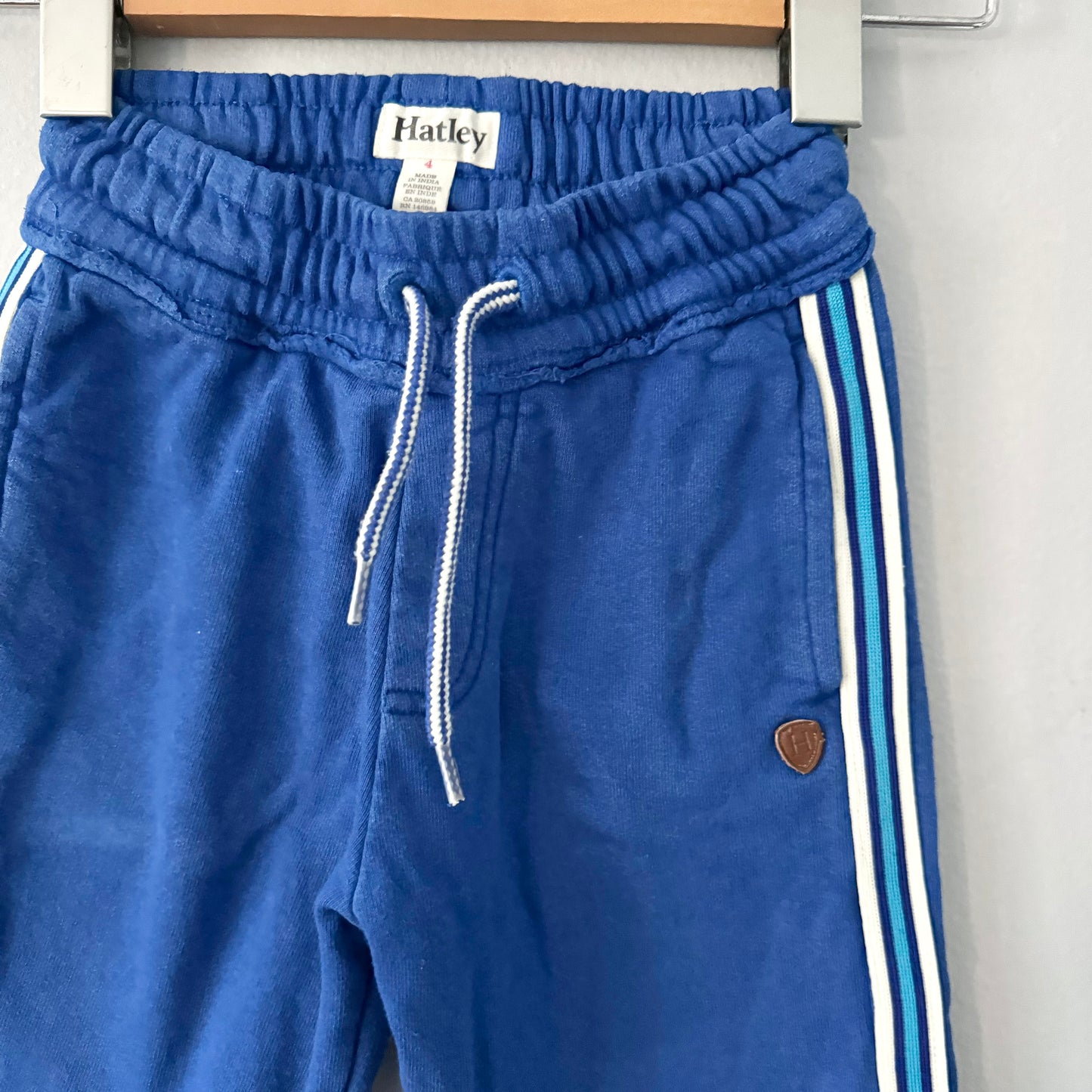 Hatley / Blue sweatpants / 4Y