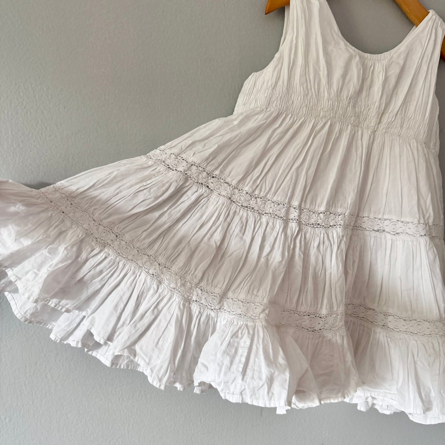 Evian et Luna Collection / White tank blouse dress / 5Y