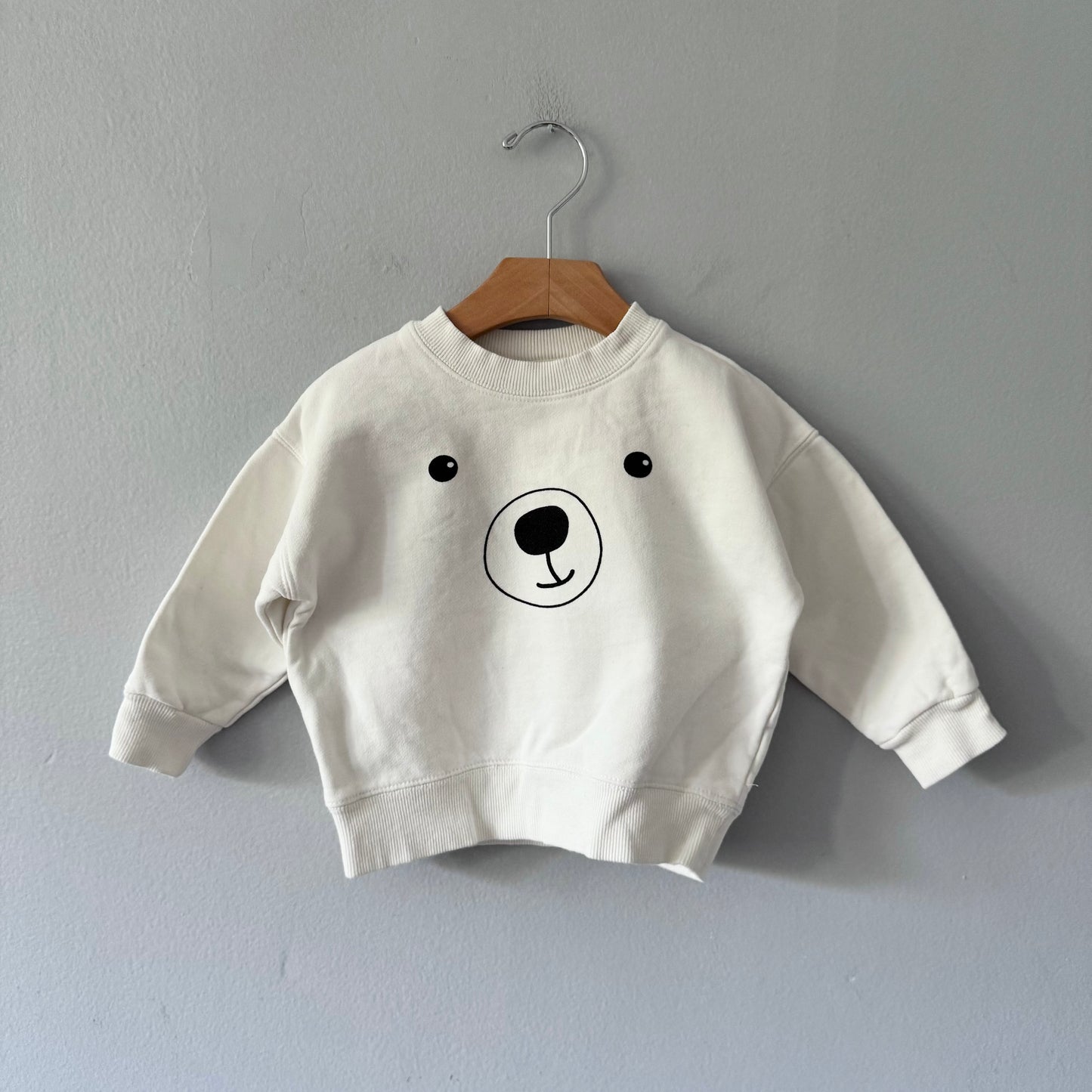 The Littlest / White sweatshirt / 12-18M
