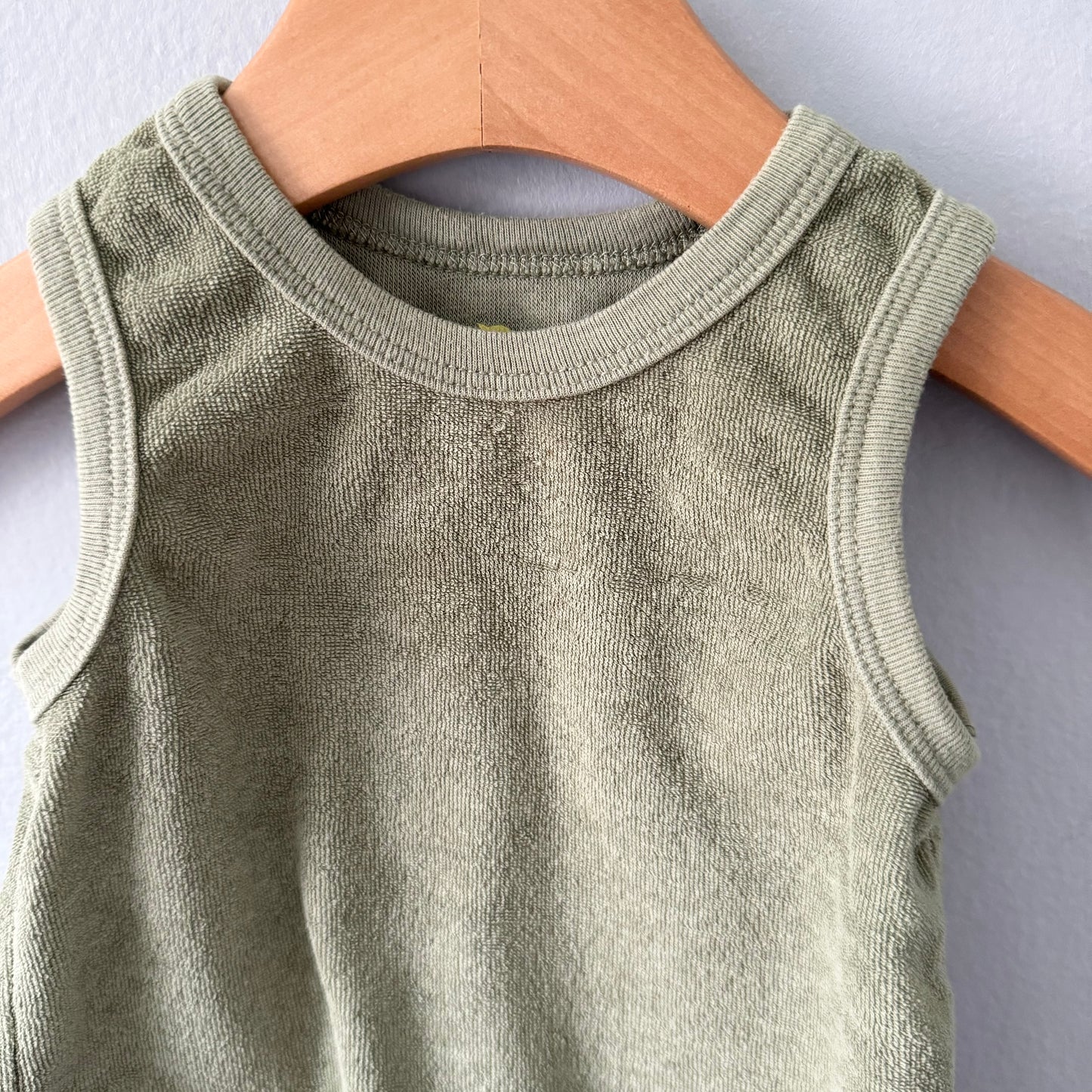 Rise little earthling / Khaki pile tank / 6-9M