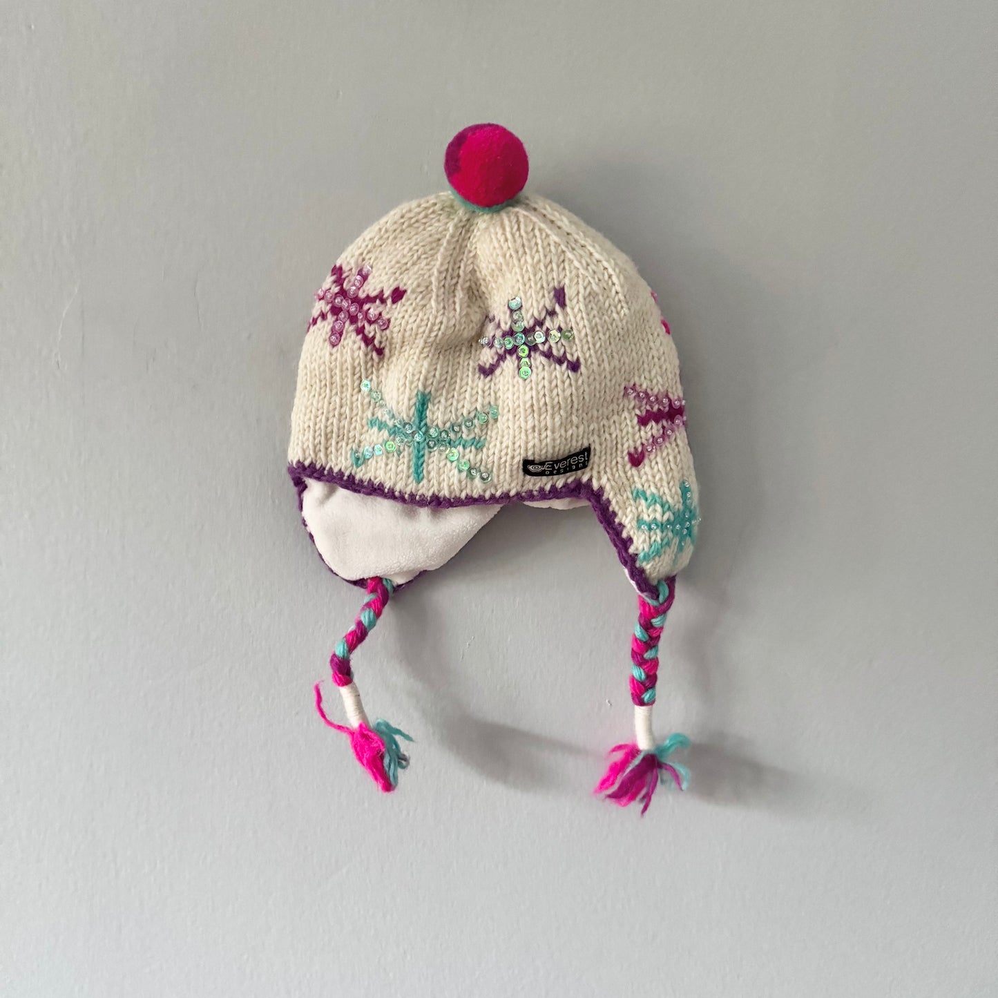 Everest Designs / White fleece lined knit hat / 2-4Y