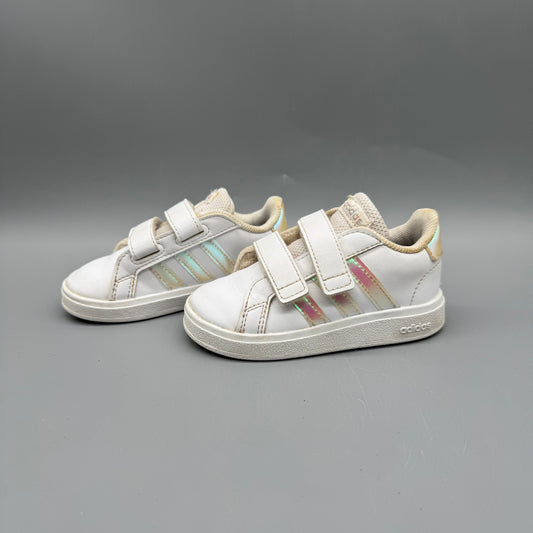 Adidas / Running Shoes / US6