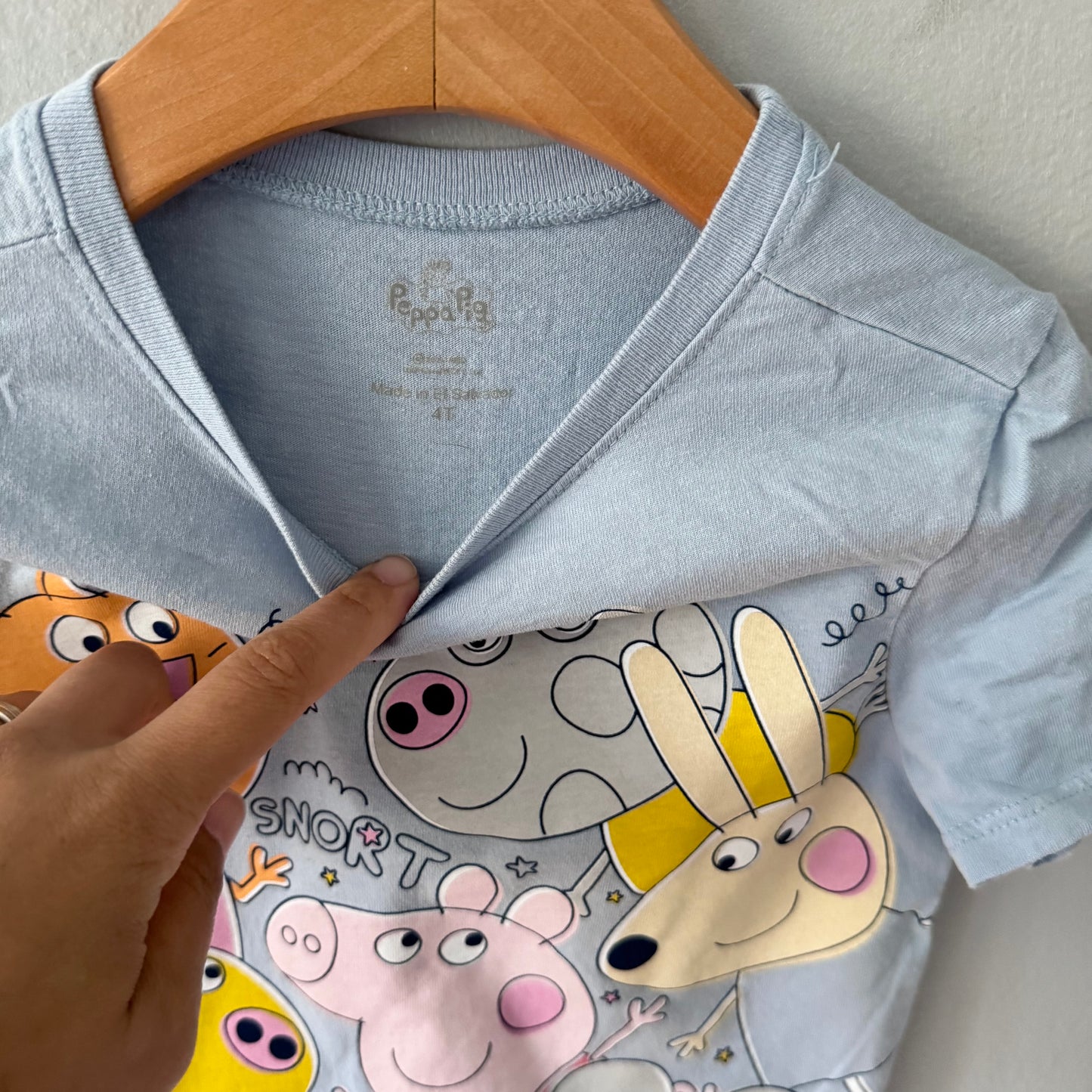 Peppa Pig / Blue T-shirt / 4T