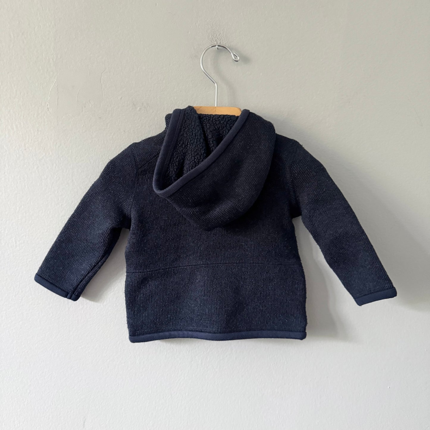 Patagonia / Navy sherpa jacket / 0-6M