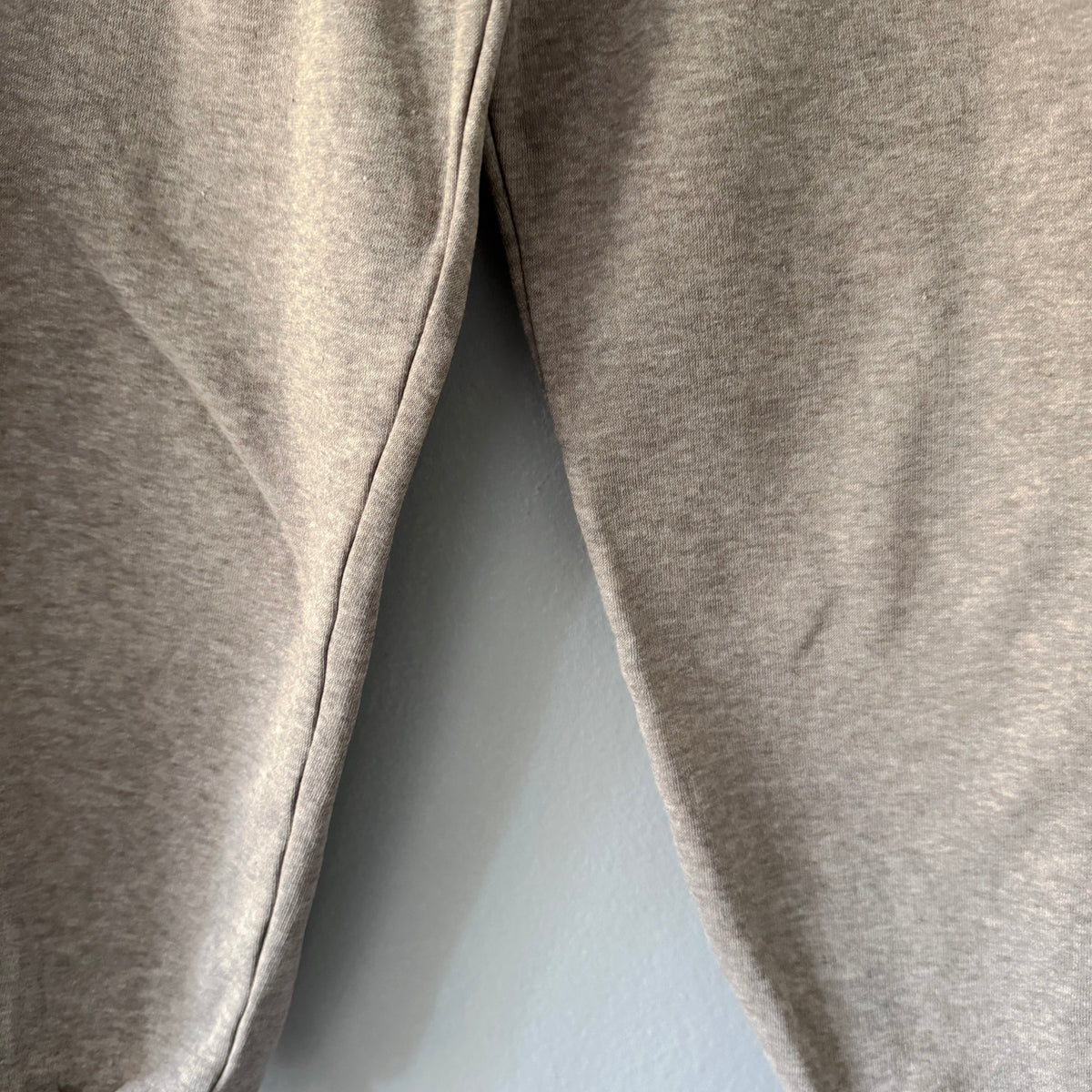H&M / Light brown sweatpants / 5-6Y