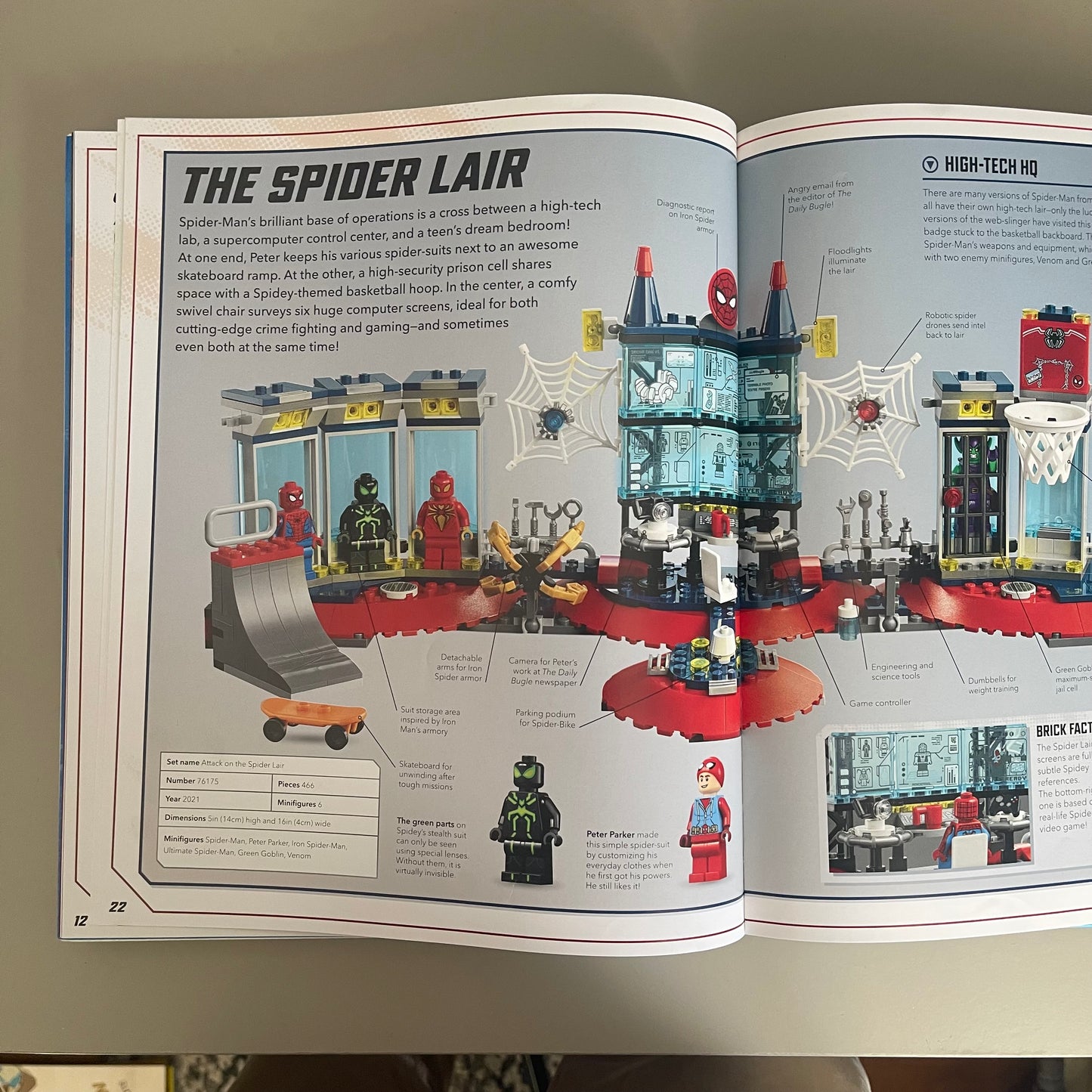 LEGO Marvel - Visual Dictionary [with Iron Man Minifigure]