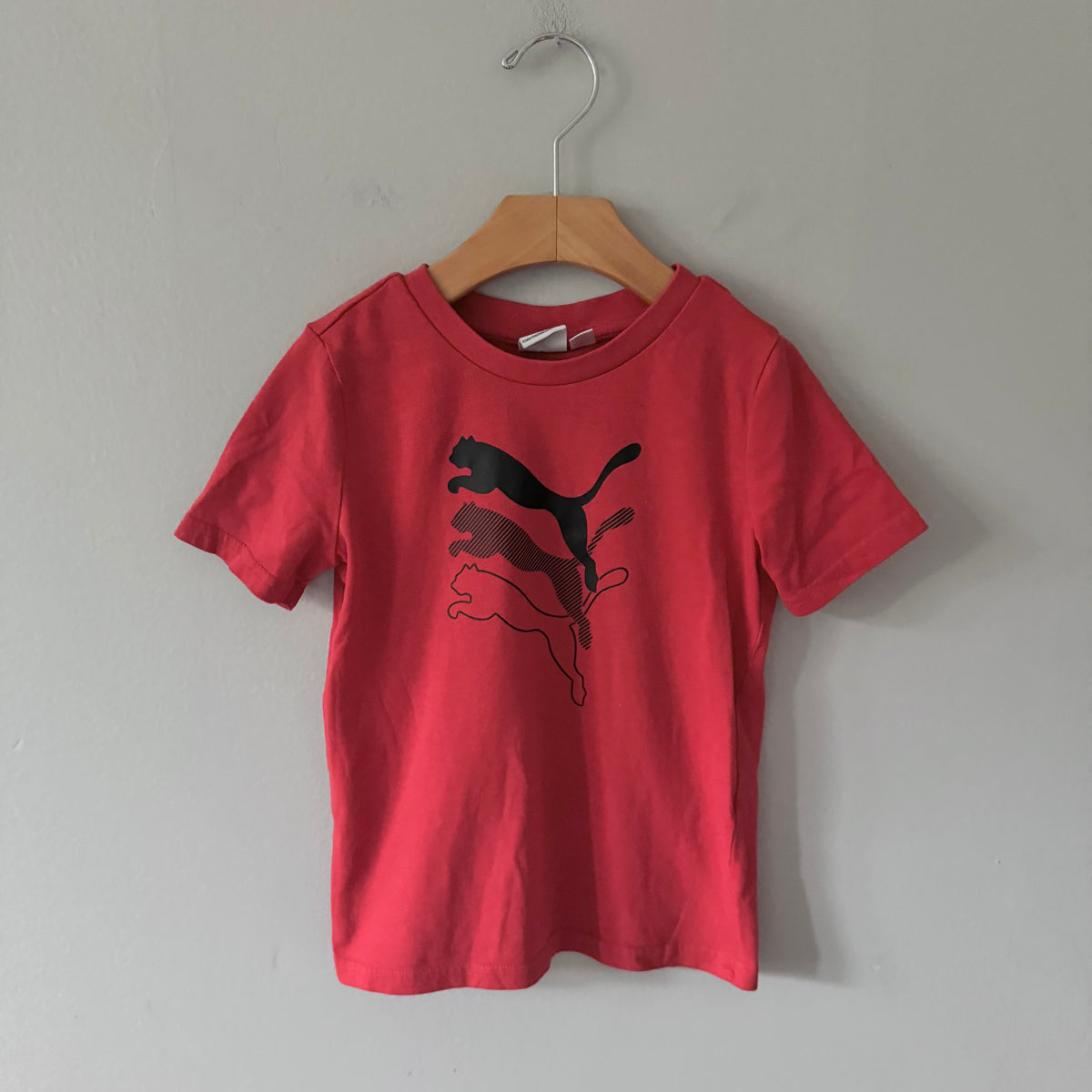 Puma / Red T-shirt / 4T