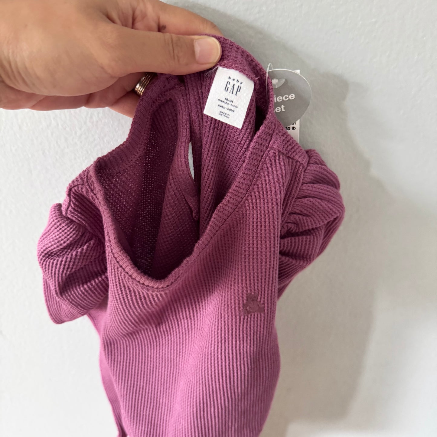 Gap / Burgundy waffle set up / 18-24M - New with tag