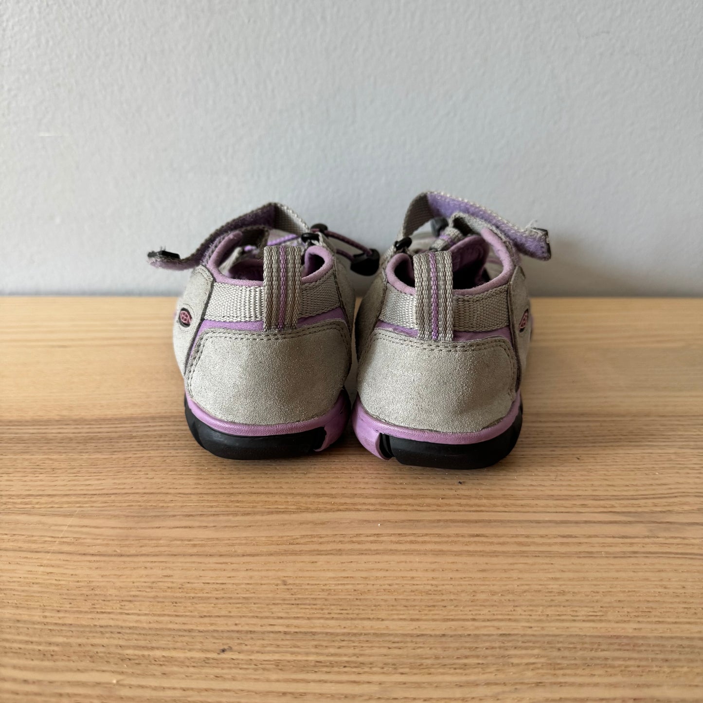 Keen / Sandals / J1