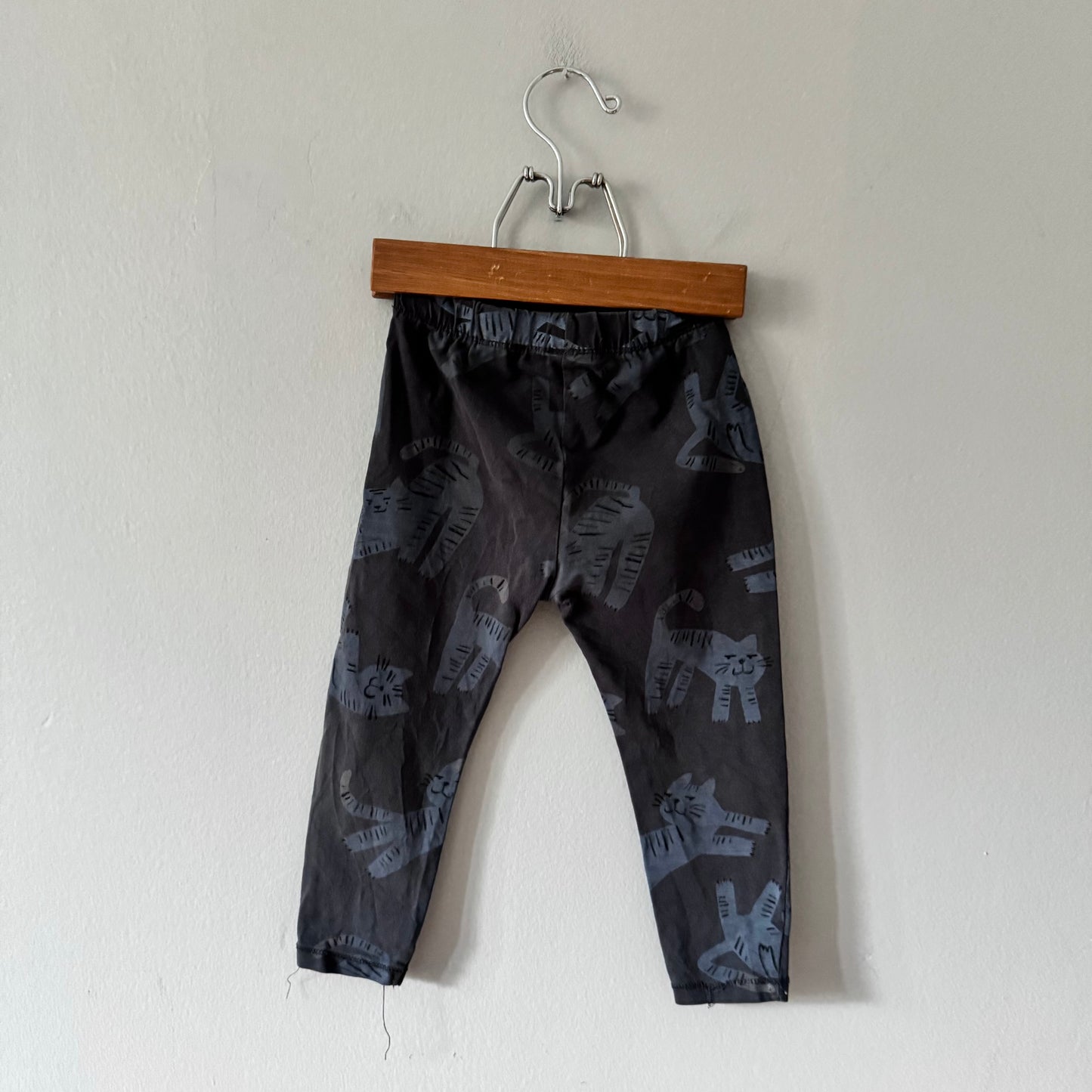 Zara / Dark grey x cat leggings / 18-24M