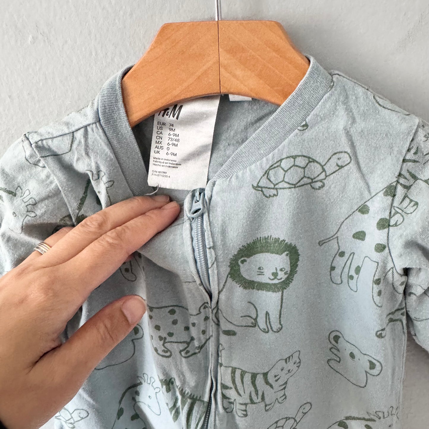 H&M / Smokey blue romper / 6-9M