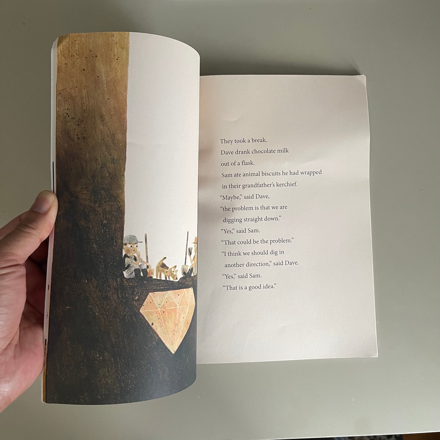 Sam & Dave Dig A Hole / Mac Barnett and Jon Klassen