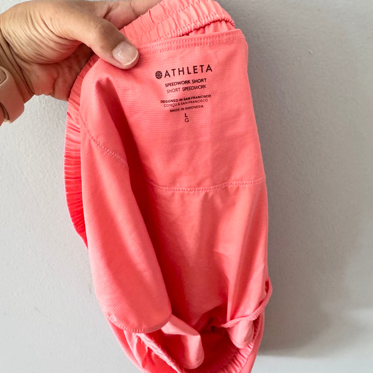 Athleta / Speedwork run short / L - New with tag