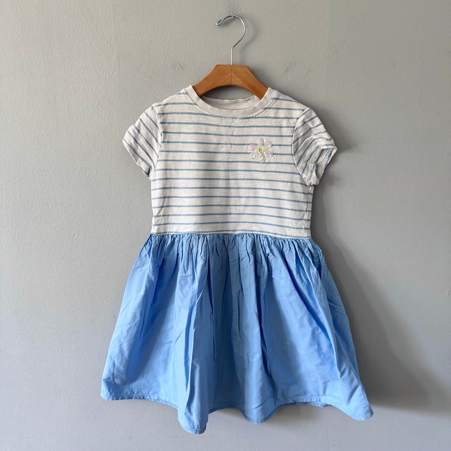 John Lewis / White x light blue dress / 7Y