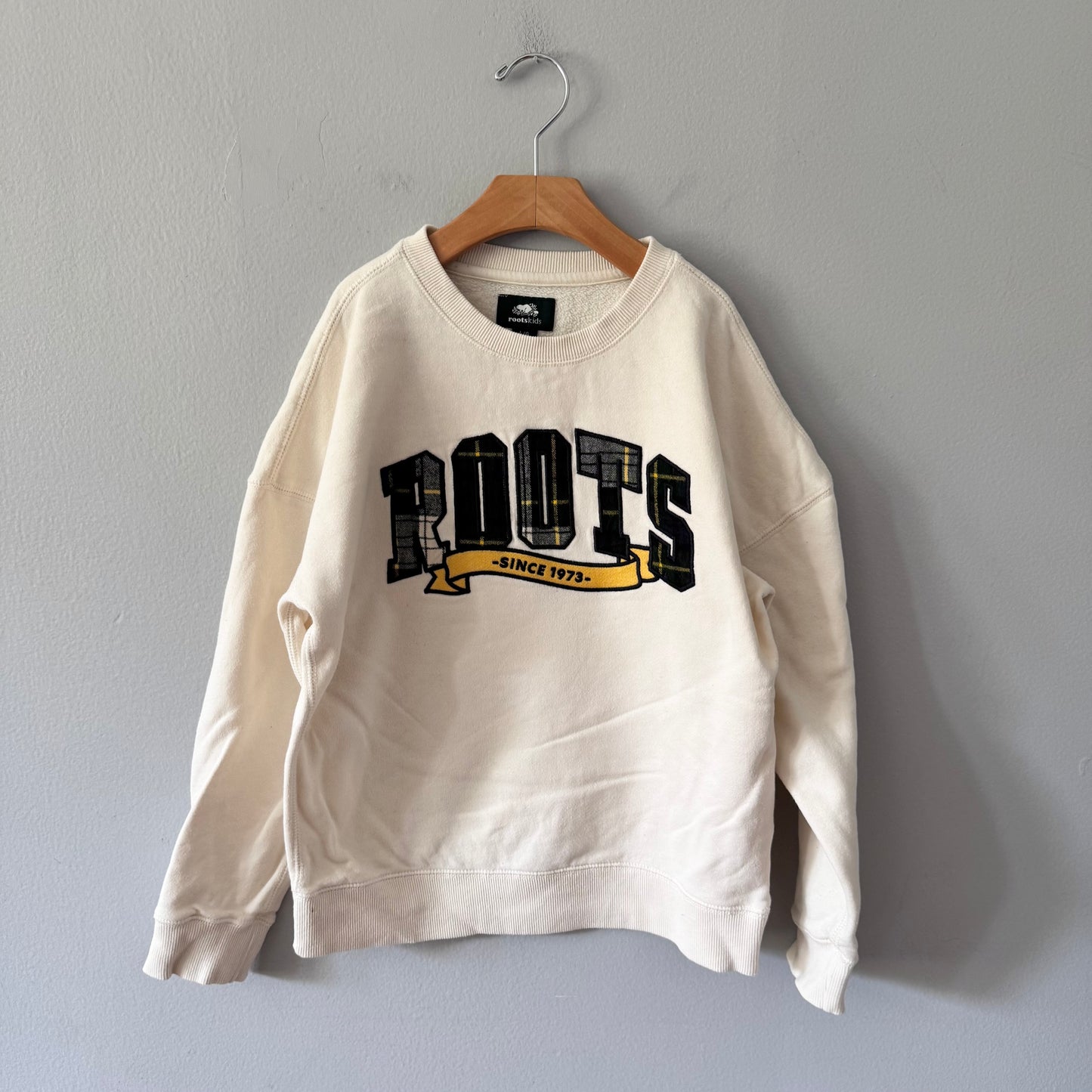 Roots / Ivory sweatshirt / 9-10Y