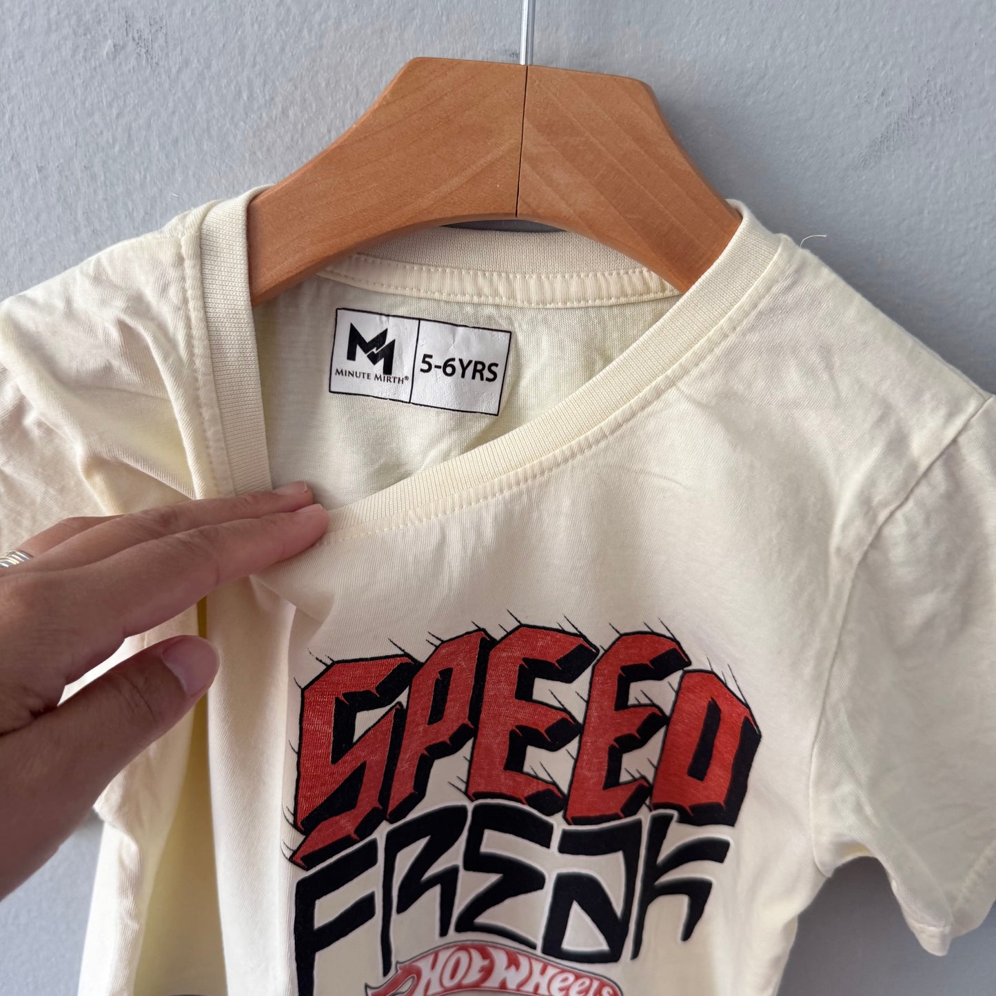 Minute Mirth / Hotwheels T-shirt / 5-6Y