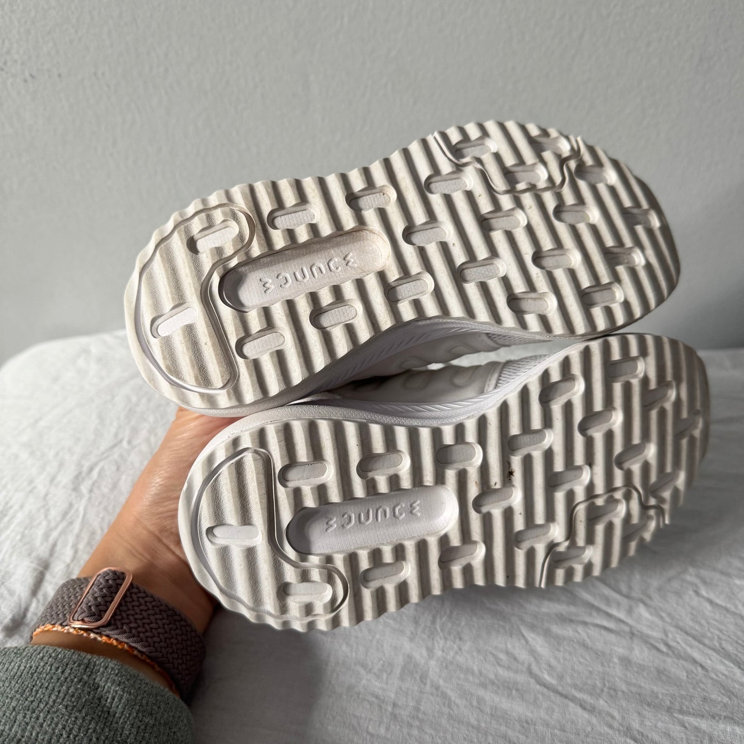 Adidas / Running Shoes / US11