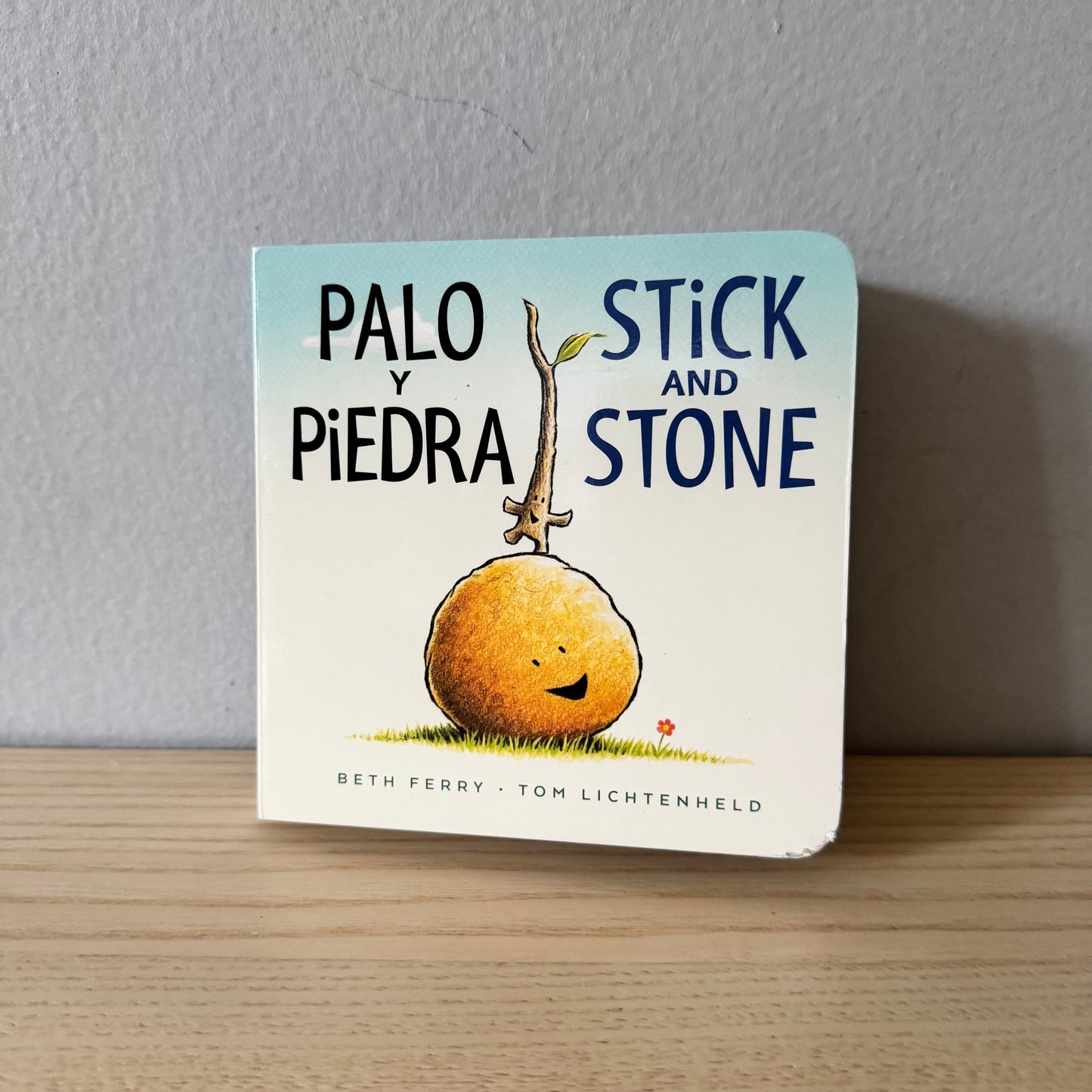[Brand New] Stick and Stone (English and Spanish)/ Beth Ferry