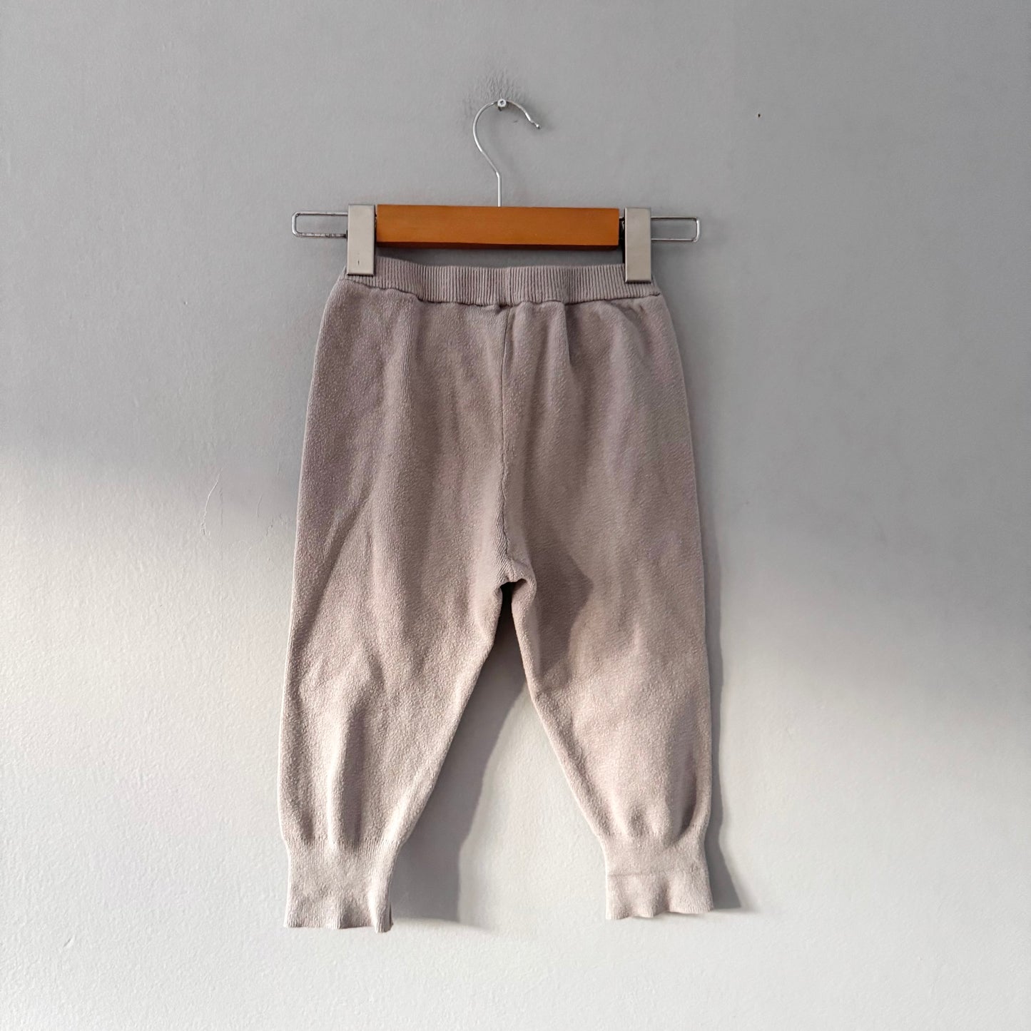 Zara / Light grey/beige knit pants / 3-4Y