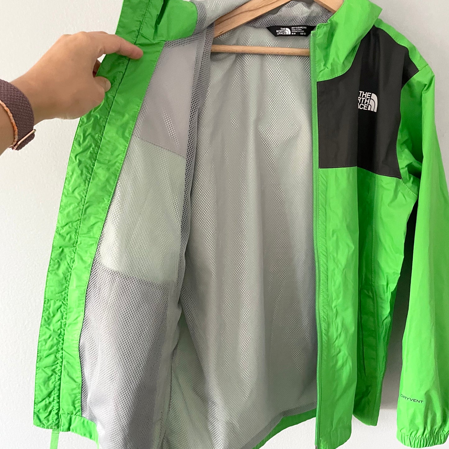 The North Face / Green Windbreaker / 10-12Y