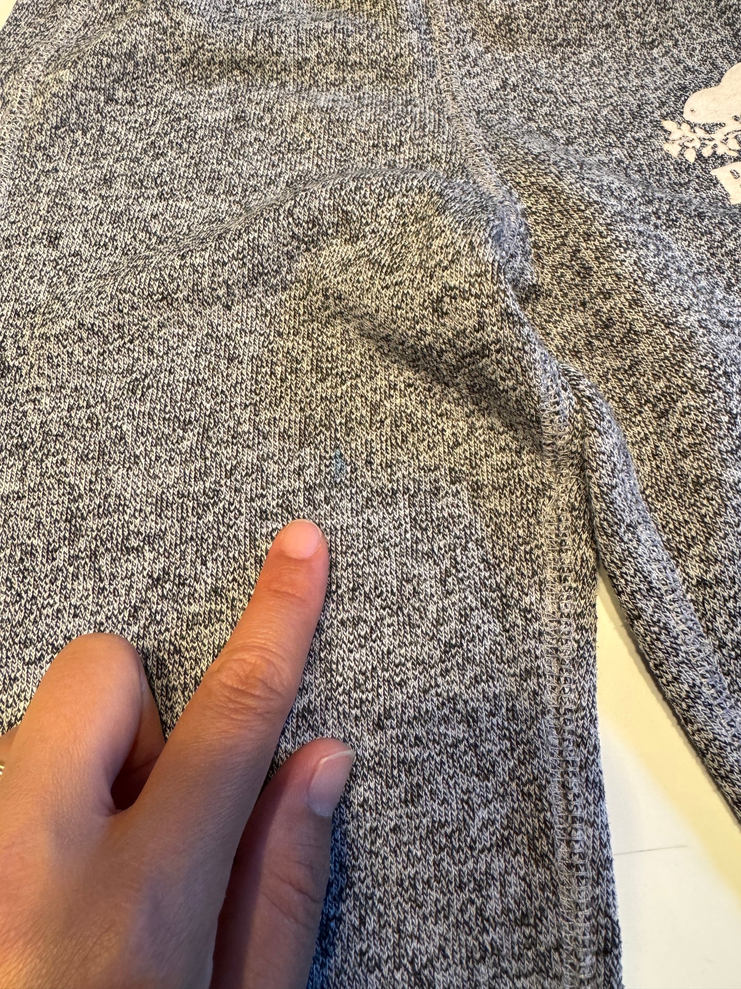 Roots / Salt and pepper sweatpants / 4T