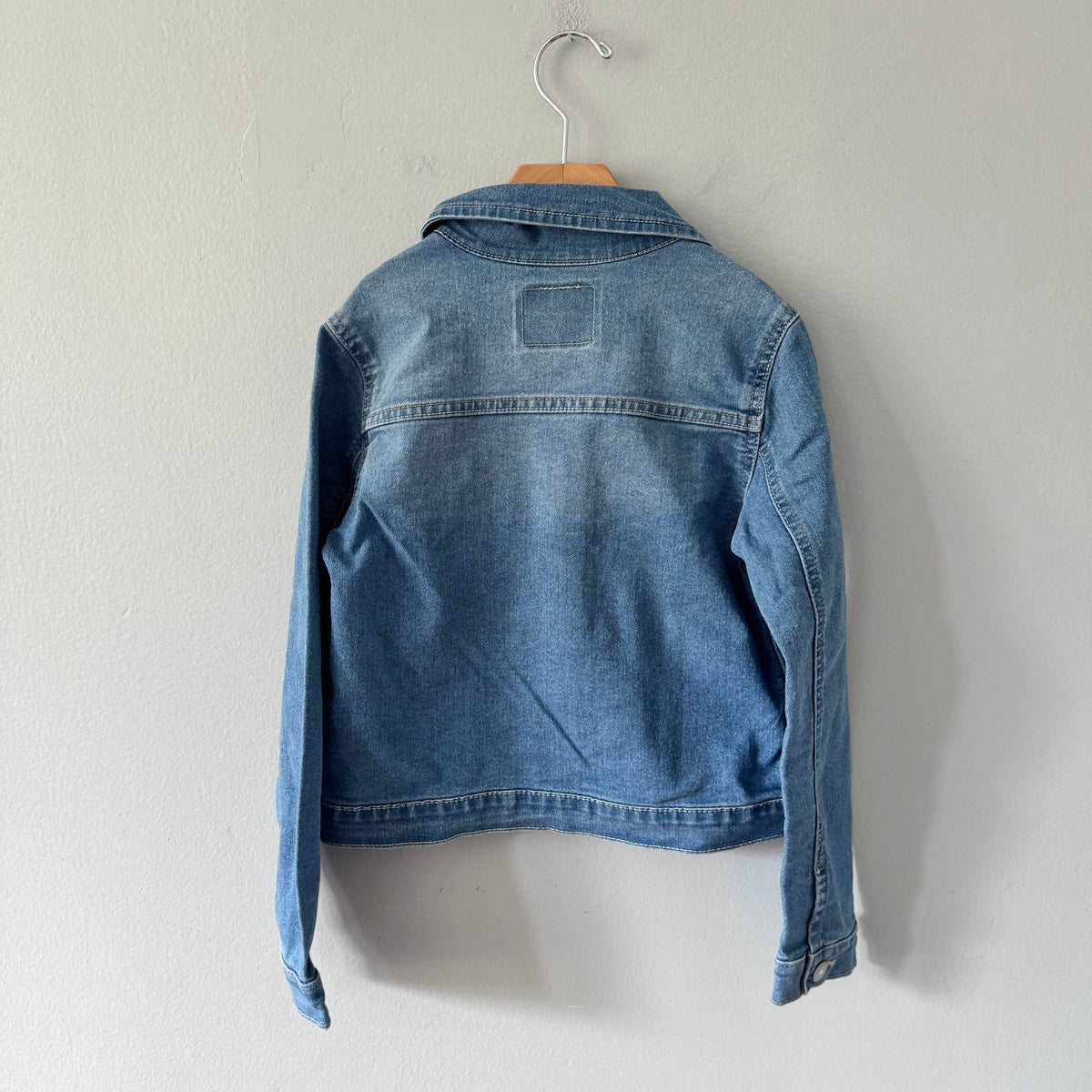 Levi's / Denim jacket / 7-8Y