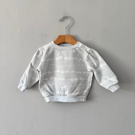 Indigo Baby / Light blue sweatshirt / 12-18M