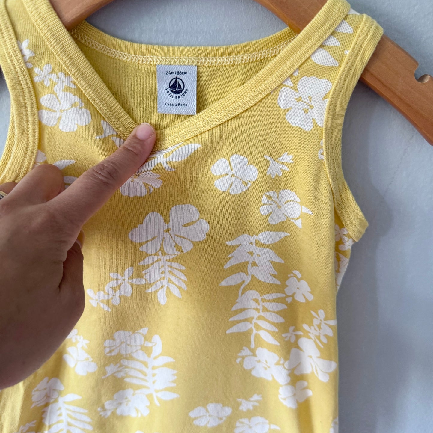 Petit Bateau / Yellow tank romper / 24M