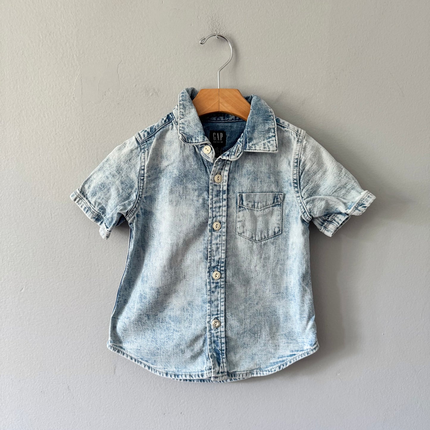 Gap / Denim short sleeve shirt / 3Y
