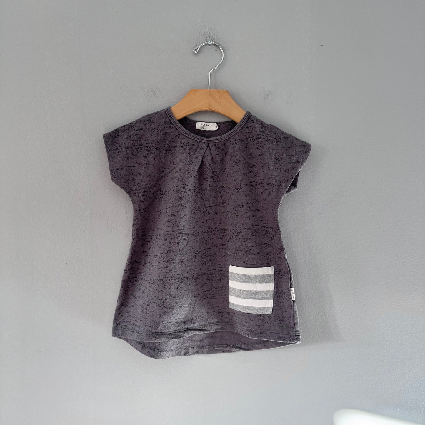 Miles baby / Grey crew dress / 3Y