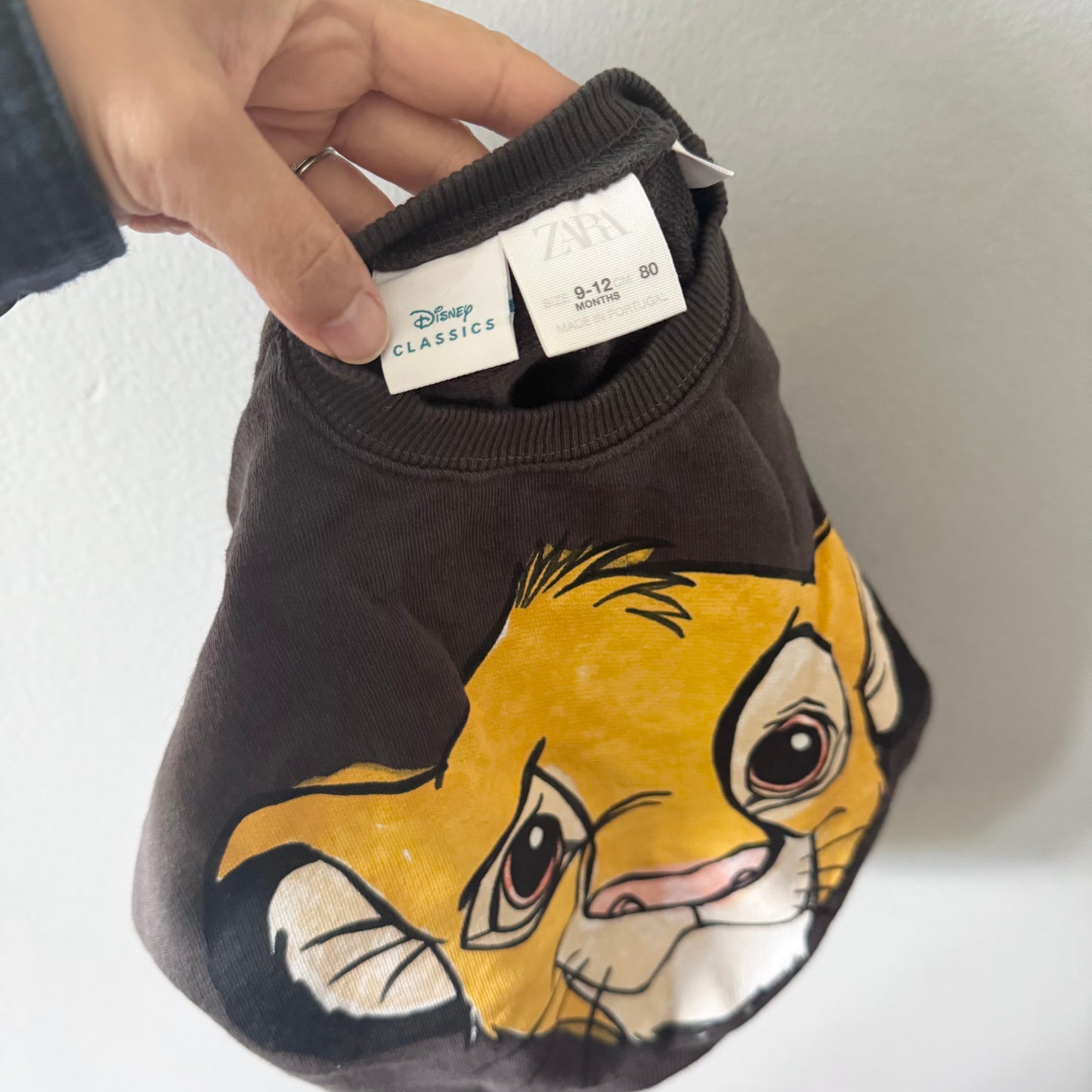 Zara / Lion King Simba sweatshirt / 9-12M