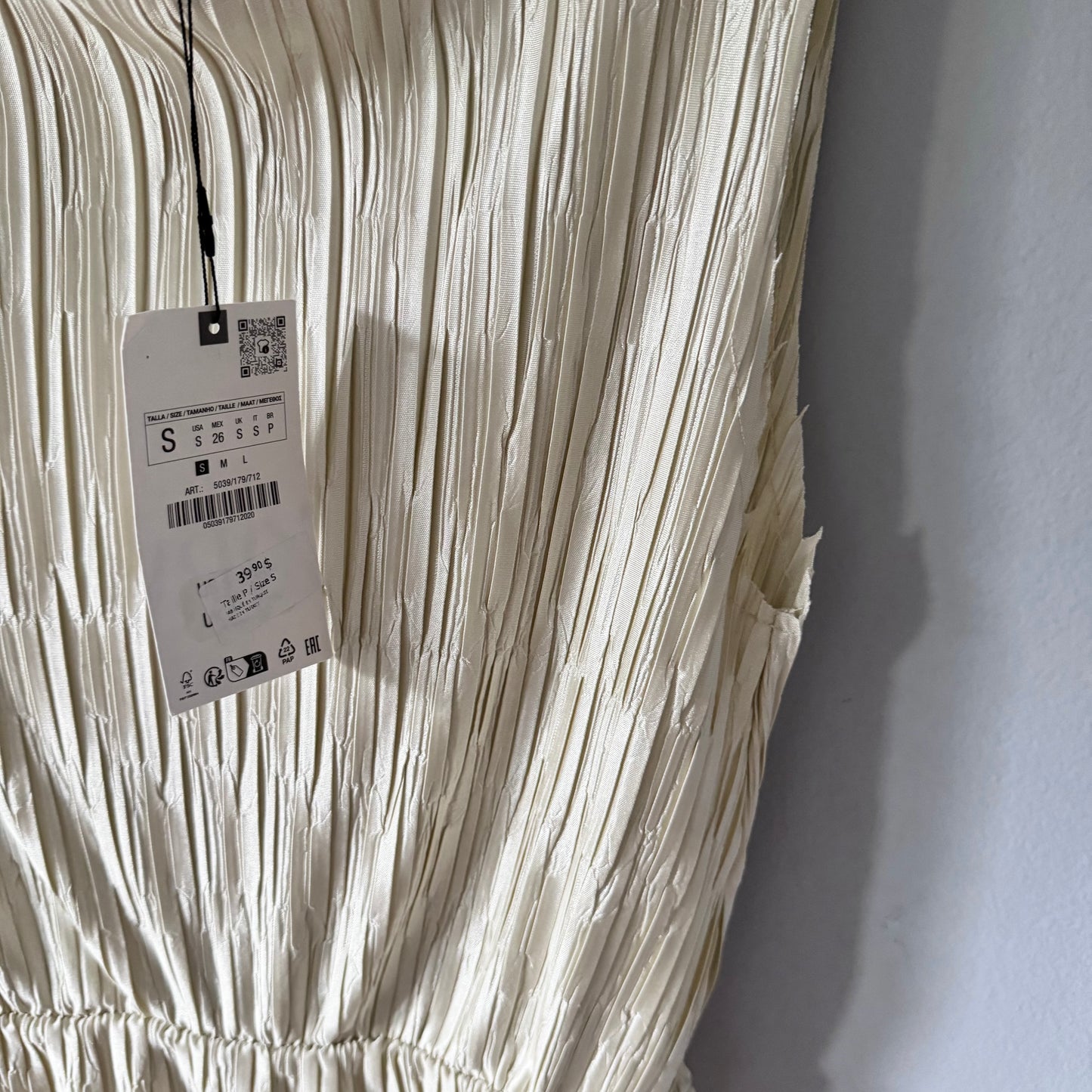 Zara / Beige pleted tank dress / Women S - New with tag