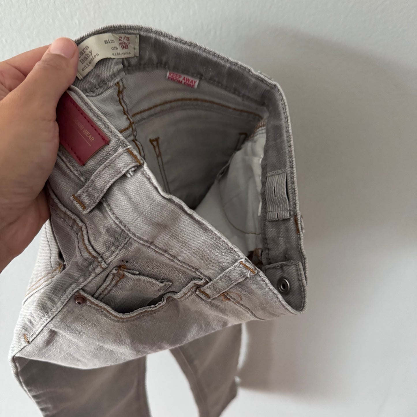 Zara / Grey denim pants / 2-3Y